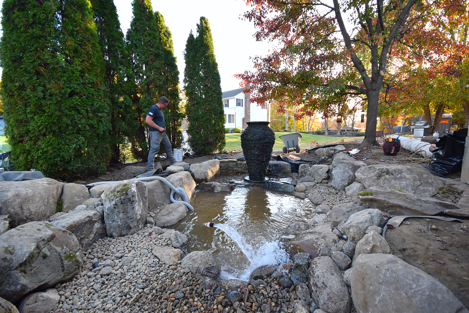 The Finishing Touch: A Pavilion's Perfect View, photo 9